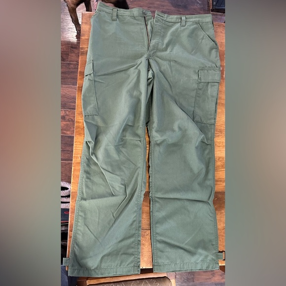 Propper brand Wildland firefighting pants. Adjustable waist 36-40 regular length - Picture 3 of 3